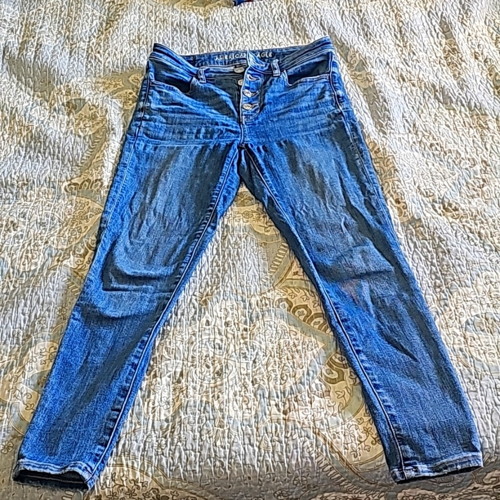 Jeans - Picture 1 of 3